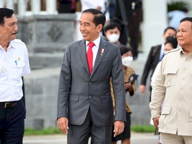 Kebersamaan Prabowo Subianto, Jokowi dan Menko Luhut. (Foto: ist)