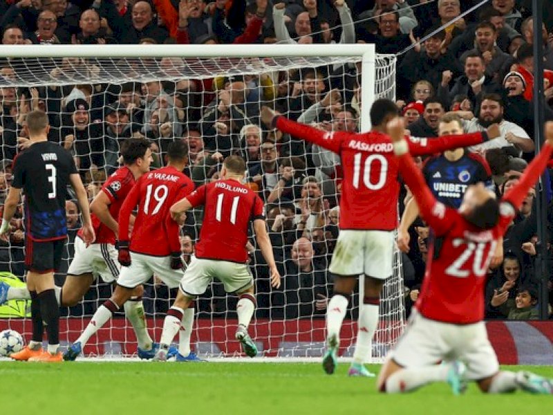 Pemain MU merayakan gol ke gawang Copenhagen. (int)