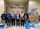 Ultah ke-40 Tahun, Sekwan Beserta Staf Beri Surprise Ketua DPRD Makassar 
