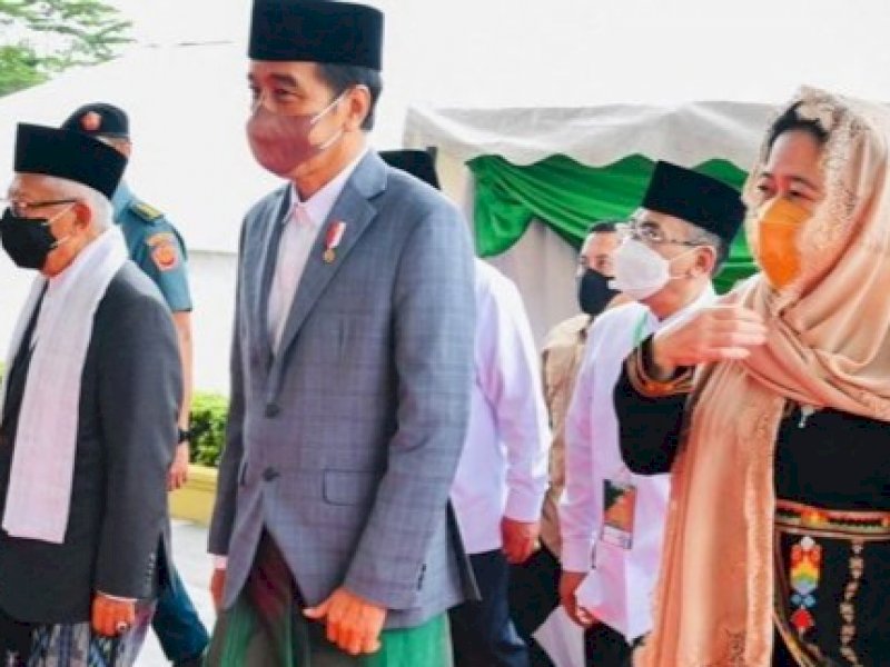 Ketua DPR RI, Puan Maharani bersama Presiden RI Joko Widodo dan Wapres KH Maruf Amin, menghadiri pengukuhan Pengurus PBNU 2022-2027 di Balikpapan. (Int)