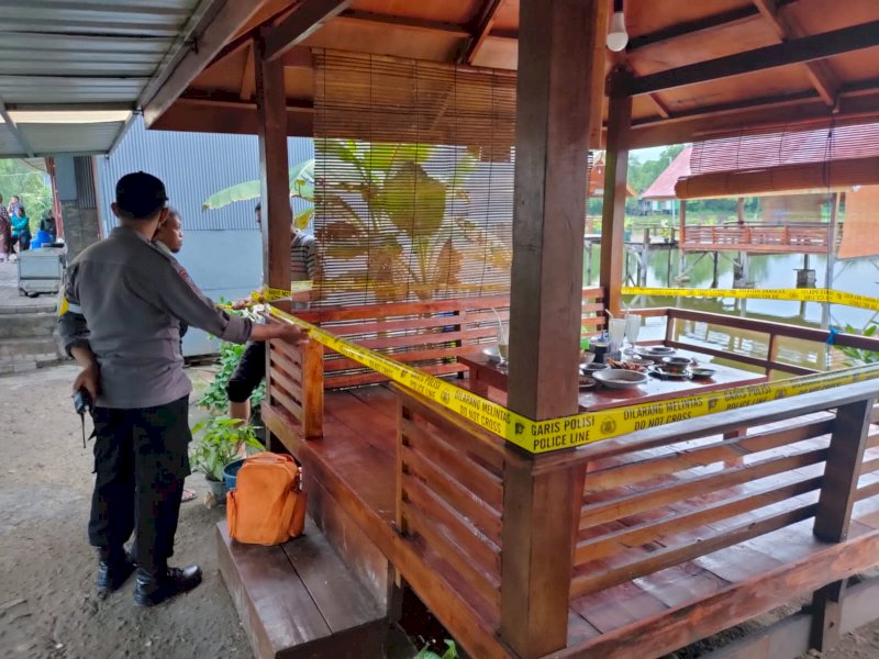 Lokasi penikaman terhadap Mathius di Rumah Makan Dermaga Pangkep. (Foto: Ist)