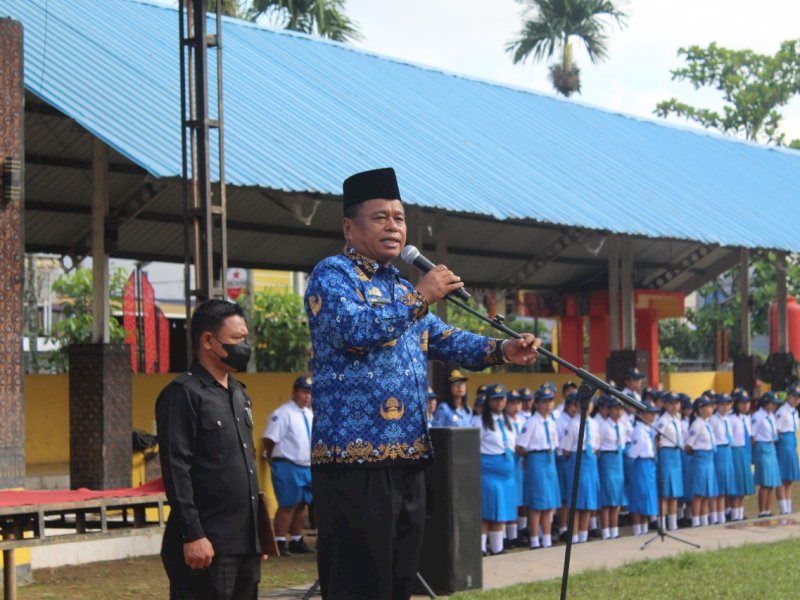 Bupati Torut Yohanis Bassang mengajak seluruh warga merawat kebersamaan demi membangun Torut. (Ist)