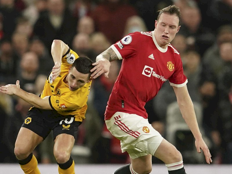 MU diluar dugaan ditumbangkan Wolves di Old Trafford.