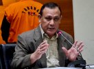 KPK Masih Bertaji, Komitmen Firli Dalami Dugaan KKN Gibran-Kaesang&nbsp;