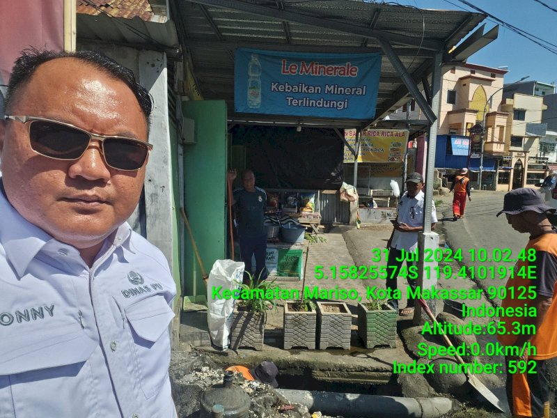 PPTK Satgas Drainase Dinas PU Makassar, Ronny Narra