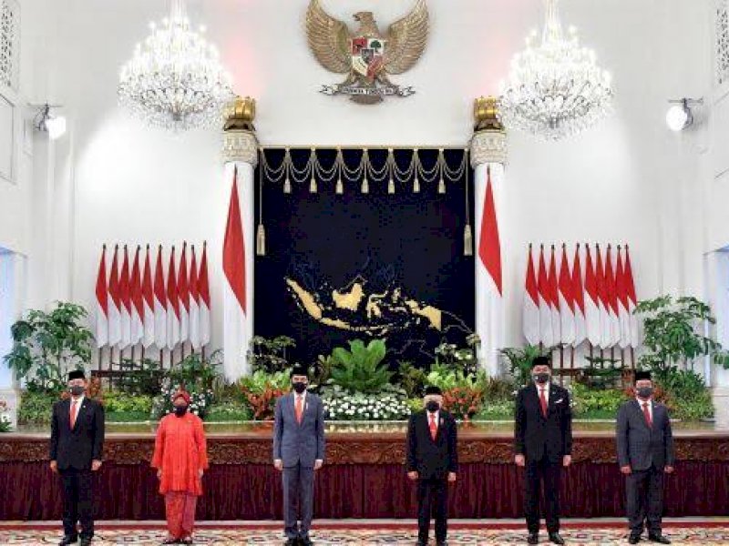 Pelantikan Komisioner KPU RI oleh Presiden Jokowi di Istana Negara. (Int)