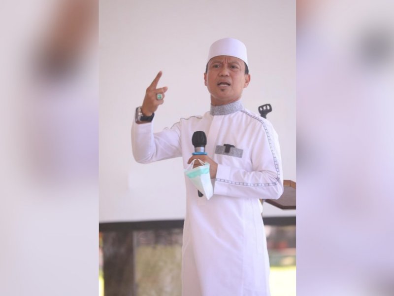 Ustadz Das'ad Latif. 