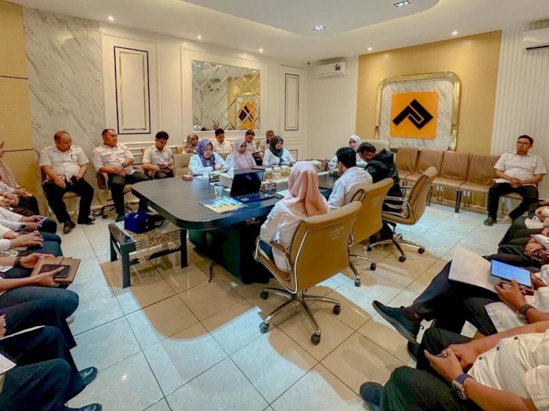 Kadis PU Makassar Pimpin Rapat Optimalkan Proyek Infrastruktur Berjalan
