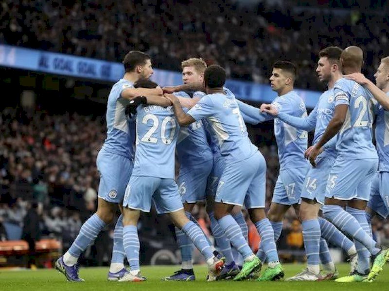 Pemain Manchester City merayakan gol usai membobol gawang Leicester.