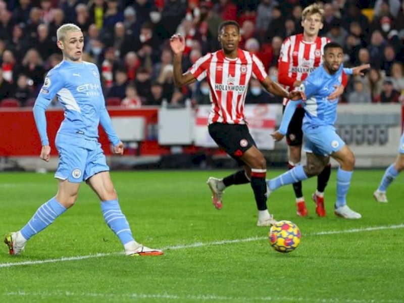 Manchester City menang tipis atas Brentford 1-0. (int)