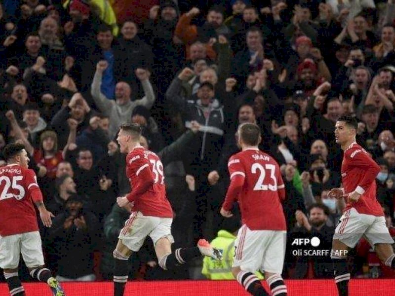 MU mencukur Burnley 3-1 di Old Trafford dini hari tadi. (int)