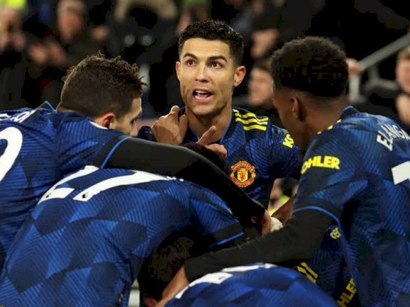 Manchester United melibas Brentford 3-1 dalam lanjutan Liga Inggris dini hari tadi.