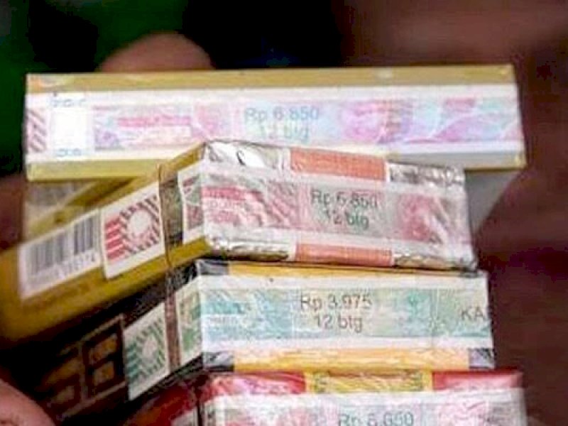 Cukai rokok akan naik di 2021. Kenaikan harga rokok bisa capai 30 persen. (ilustrasi)