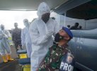 Deteksi Dini Virus Omicron, Dinkes Lantamal VI Laksanakan Swab Massal 