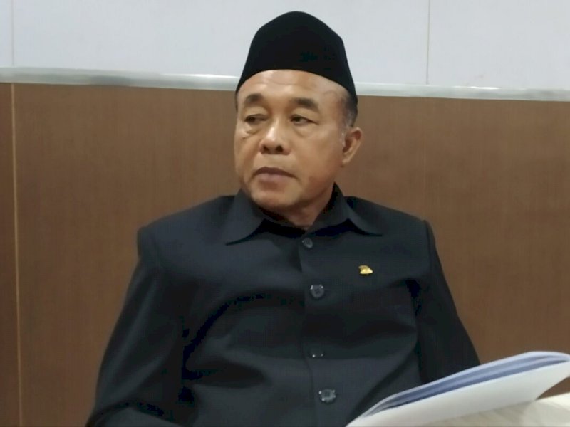 Sekretaris Fraksi PAN DPRD Makassar Zaenal Beta