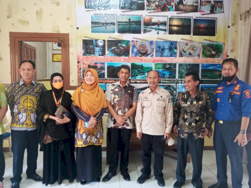 Sekda Jeneponto Muh Arifin Nur pantau aktivitas sejumlah OPD pasca lebaran. (Ist)