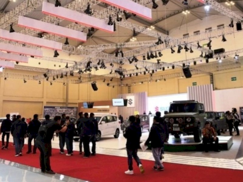 Suasana pameran mobil. (Foto: Int)