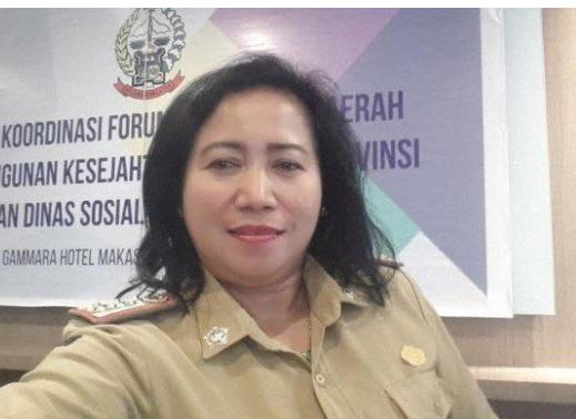 Kadinkes Toraja Utara, Elizabeth R Zakaria